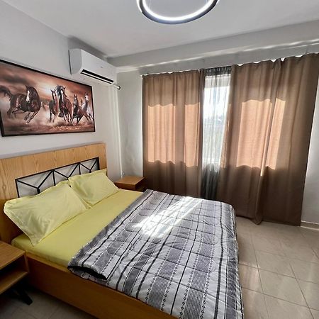 Apartment In Skanderbeg Square - Tirana Center 2 Luaran gambar