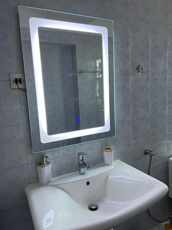 Apartment In Skanderbeg Square - Tirana Center 2 Luaran gambar