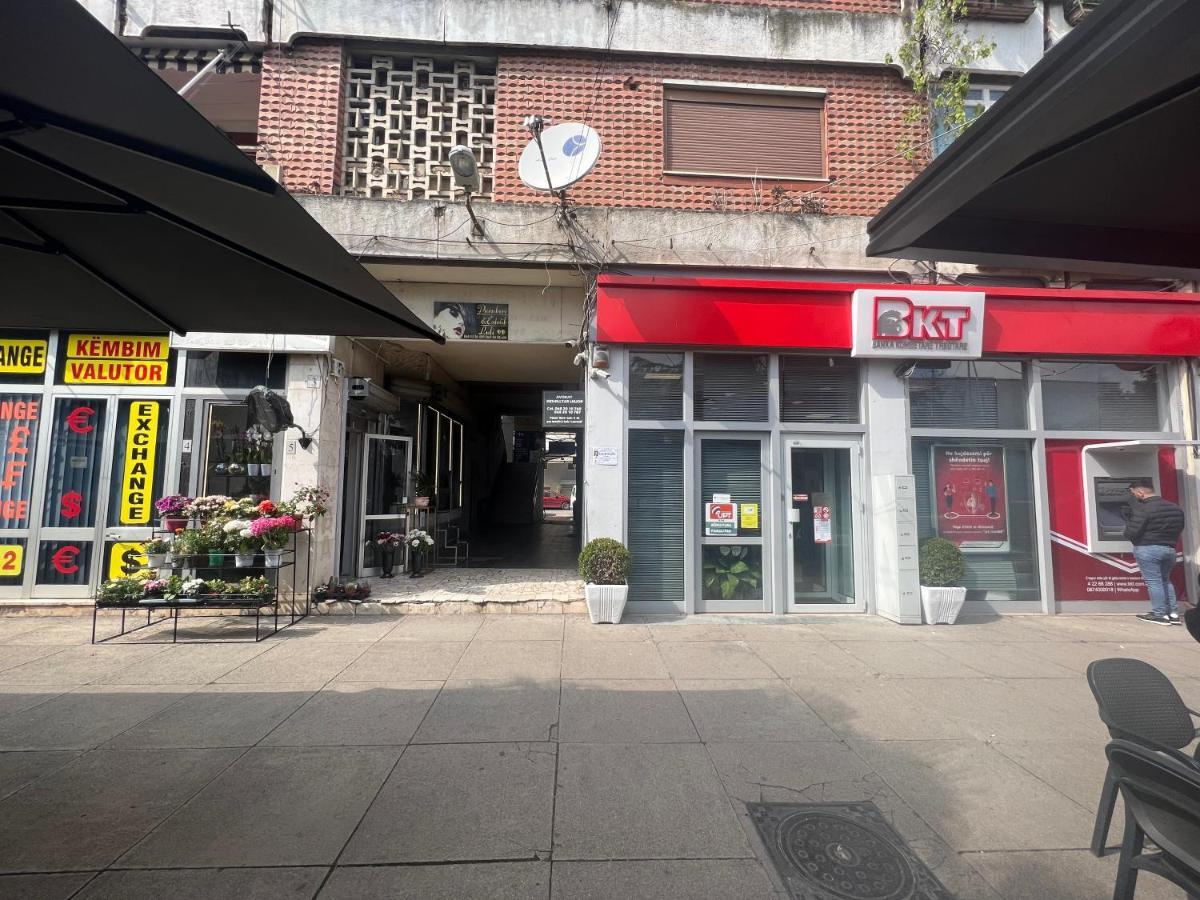 Apartment In Skanderbeg Square - Tirana Center 2 Luaran gambar