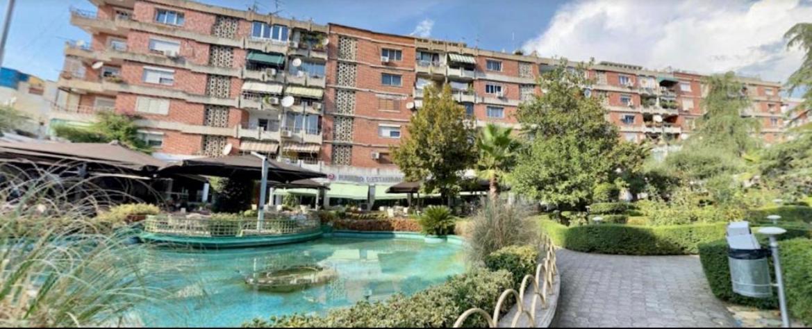 Apartment In Skanderbeg Square - Tirana Center 2 Luaran gambar