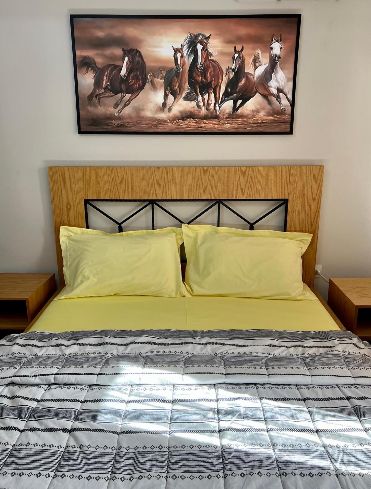 Apartment In Skanderbeg Square - Tirana Center 2 Luaran gambar